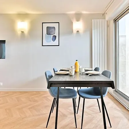 Appartamento Spacieux Et Paisible 19ème