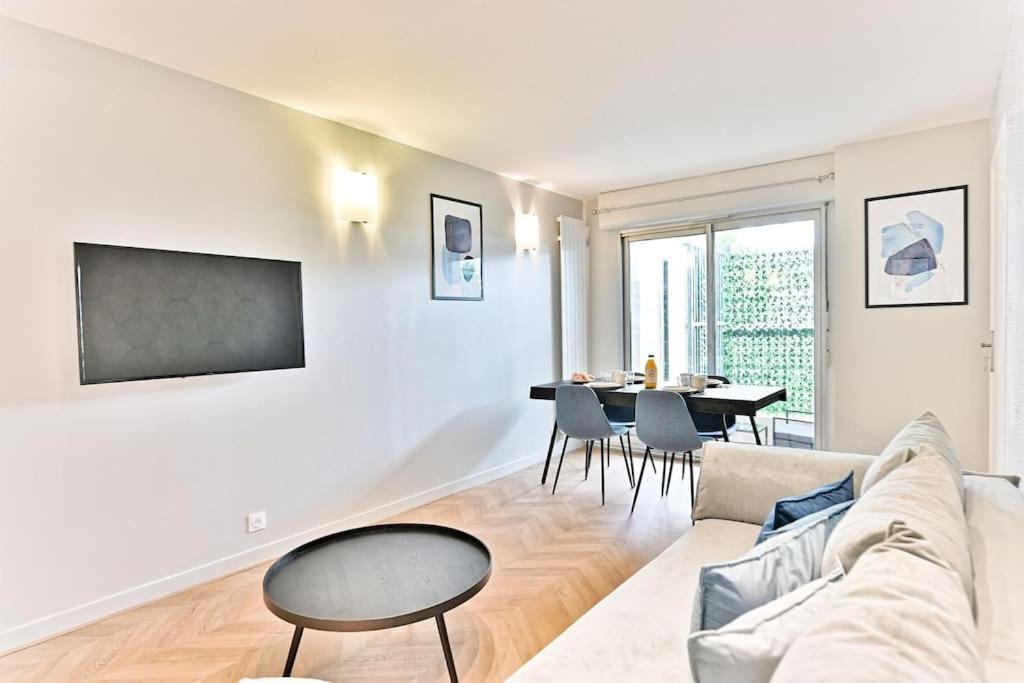 Appartamento Spacieux Et Paisible 19eme *